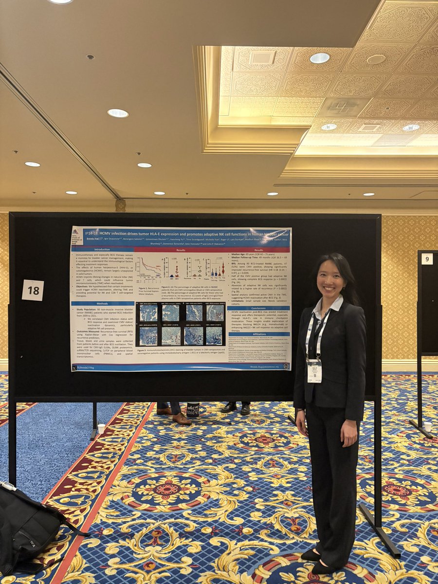 Congratulations to <a href="/BrendaLYHug/">Brenda Hug</a> <a href="/MountsinaiUro/">Mount Sinai Department of Urology</a> on winning the Best Poster Award for her study on how HCMV infection drives tumor HLA-E expression and promotes adaptive NK cell function in bladder cancer! 🤩🎉 #AUA2025