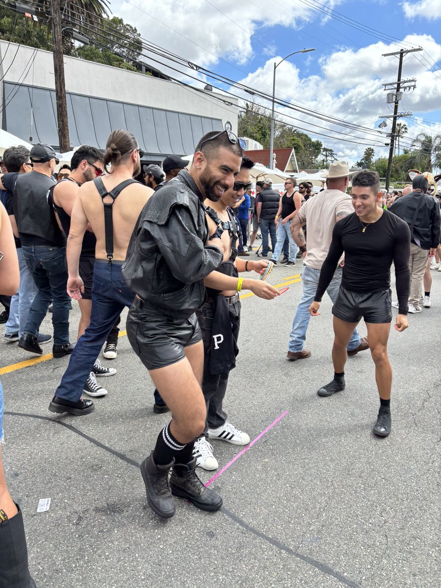 MensHealthFound's tweet photo. No matter what gets you going, we want to see you engaged in healthcare! 🤝 We’re locked and loaded in the mission of meeting each patients’ individual needs, from @offsunsetfest to our clinics in WeHo and South LA. ❤️ https://t.co/0uD6I7hdfL