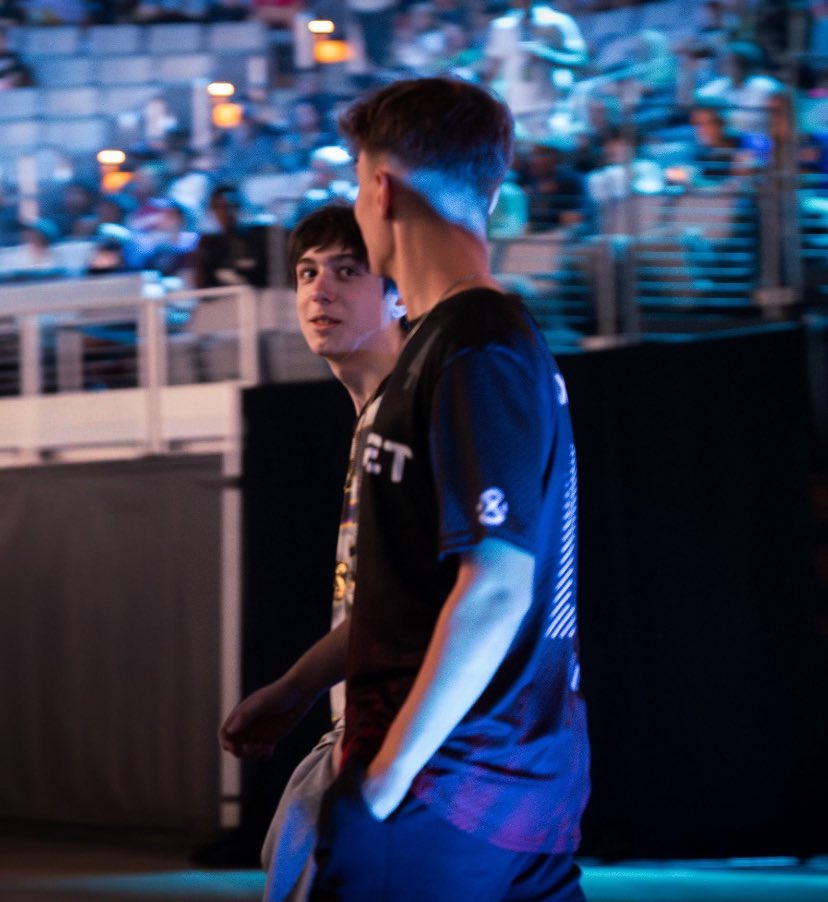 Evil D (@evil0i9) on Twitter photo 