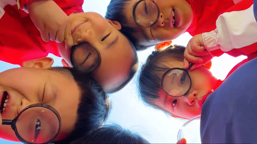 sheng_hua24633's tweet photo. #ChineseChildren 原来中国幼儿园小朋友的童年时光是这样的。It turns out that the childhood life of Chinese kindergarten children is like this. https://t.co/8lM4gF3o9V