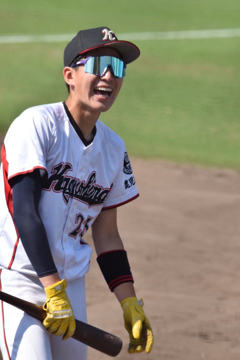 kadai_bbc's tweet photo. 【春季リーグ戦】

🗓️4/27(日)
🆚鹿児島国際大学
🏟️平和リース球場

#鹿児島国際大学 
|０１０００００００|=1
|０００１０００３Ｘ|=4
#鹿児島大学 

【投】蔀
【捕】辻

1-4で勝利いたしました⚾️
応援ありがとうございました📣
鹿児島国際大学との第3戦は4/29(火)10時PBを予定しています！ https://t.co/uUNQaRMtXH