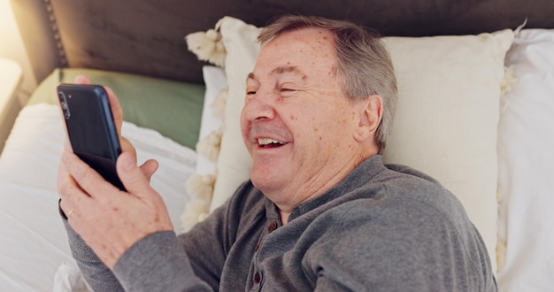 Me when there's drama that has nothing to do with me, but I'm nosy af.