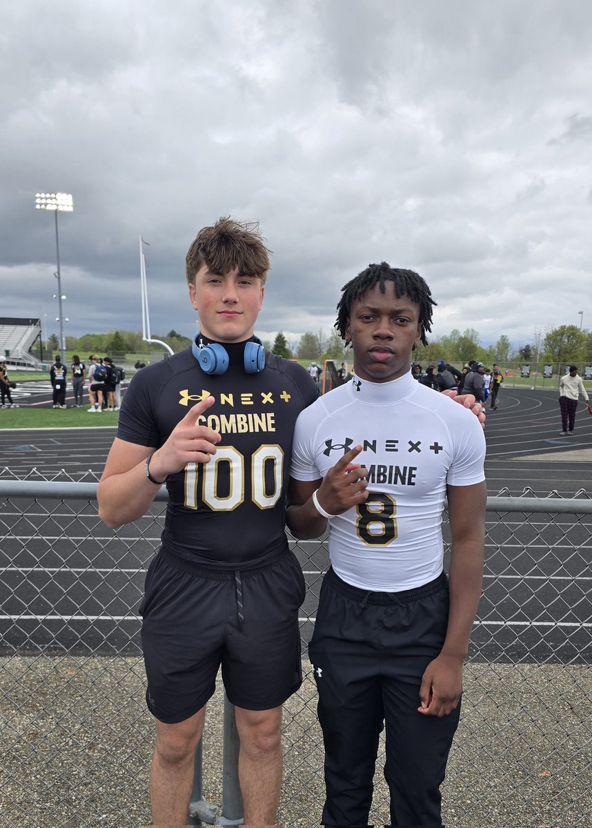 DJS3QB10's tweet image. Loved having my guy @mekhi_mike running routes the the @UANextFootball Combine this weekend. I feel bad for the Db's lining up against us. #cheatcode @CBASyrFootball @brucewill15 @RealCoachBruno1 @BZPassing @QBHitList @PrepRedzoneNY @TheUCReport @Rivals @247Sports @On3Recruits