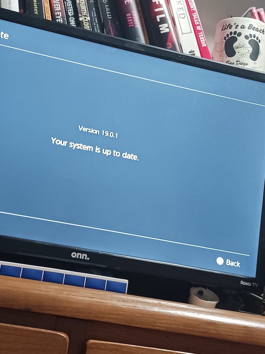 stwaberrideer's tweet image. Where is it nintendo
#virtualgamecard