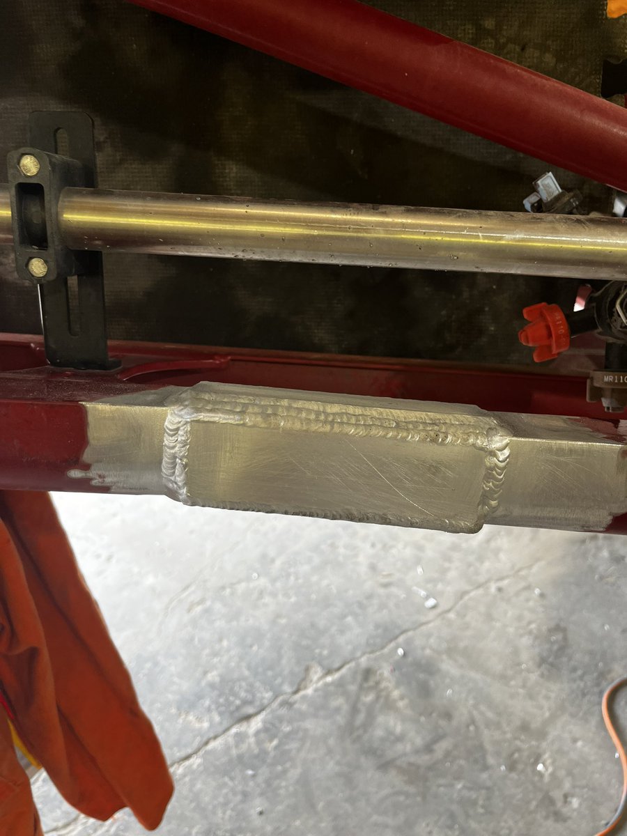 dustfrmer's tweet image. Any guesses on which aluminum repair job was me with a spool gun and a pro with a TIG. I think the they are similar 😂😉