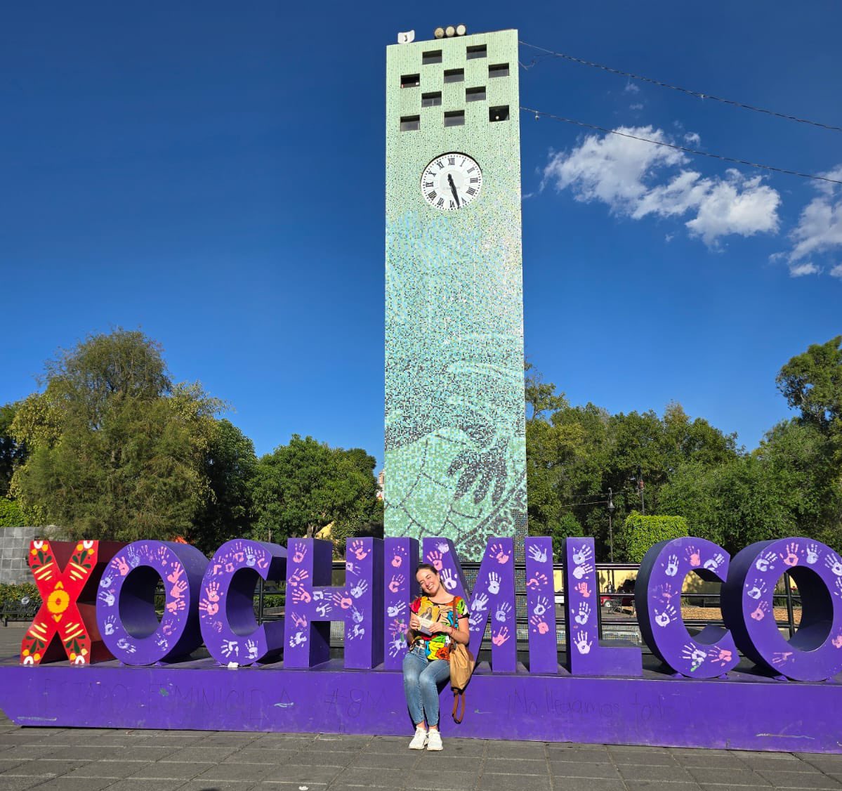 Hoy visité el Mercado de #Xochimilco y me encontré con muchas personas dispuestas a conversar, a informarse y a entender mejor el proceso de la próxima elección judicial. 

Gracias a todas las personas que me regalaron un momento. Así, conversando, también se construye