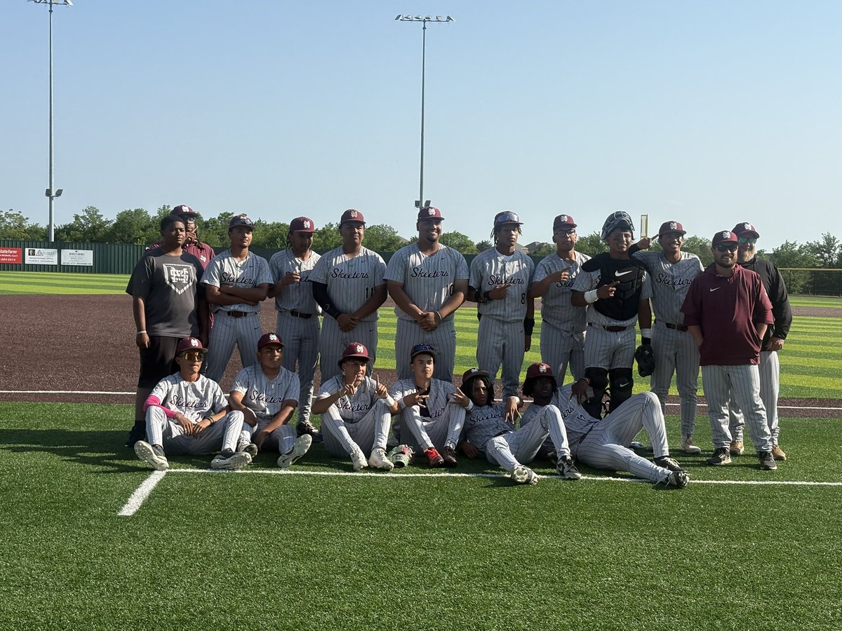 DISTRICT CHAMPS 🦟 ⚾️ 
<a href="/SkeeterRecruits/">USVSUS</a> <a href="/skeeterpastime/">Mesquite Skeeter Baseball</a> 
Finished the season 11-3 in district 
➡️⬆️ PLAYOFFS 🤘🏾