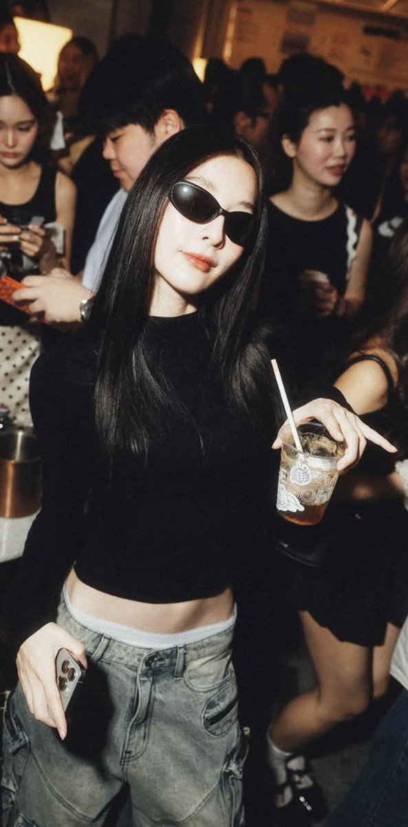 she wasn't drunk that night everyone - she was just vibin' with her coffee ☕️
