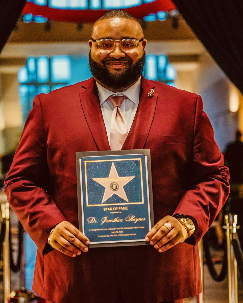 JonLHaynes's tweet photo. I am humbled and honored to share that God blessed me with a star on the Mississippi Walk of Fame and an induction into the Best of Mississippi Hall of Fame. Who would’ve told me that at 29 years old, I would receive such an incredible honor https://t.co/EfZz0Y8seN
