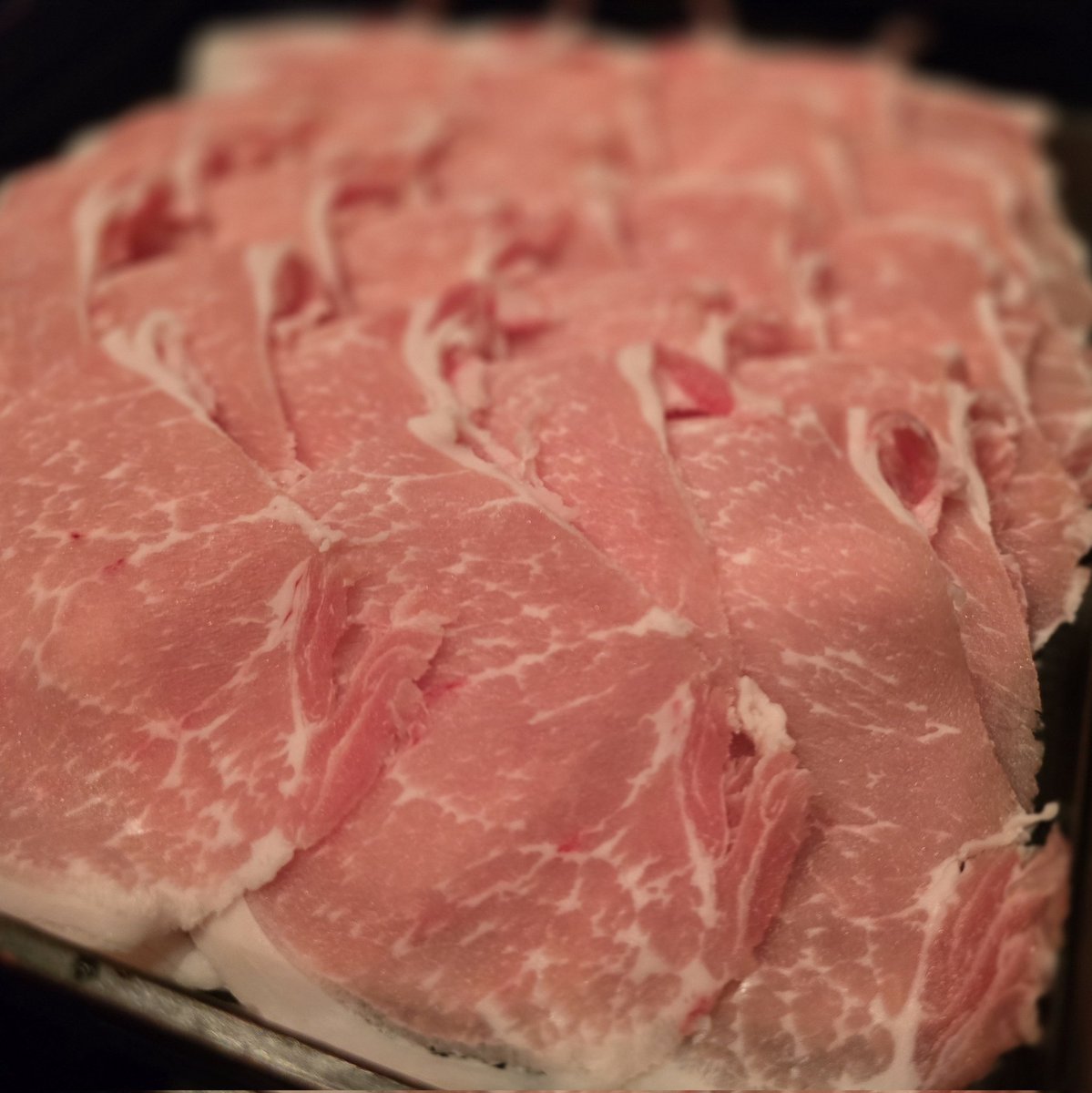 kulolololo's tweet photo. 肉ってエロいよね https://t.co/zmFYSGo7mB