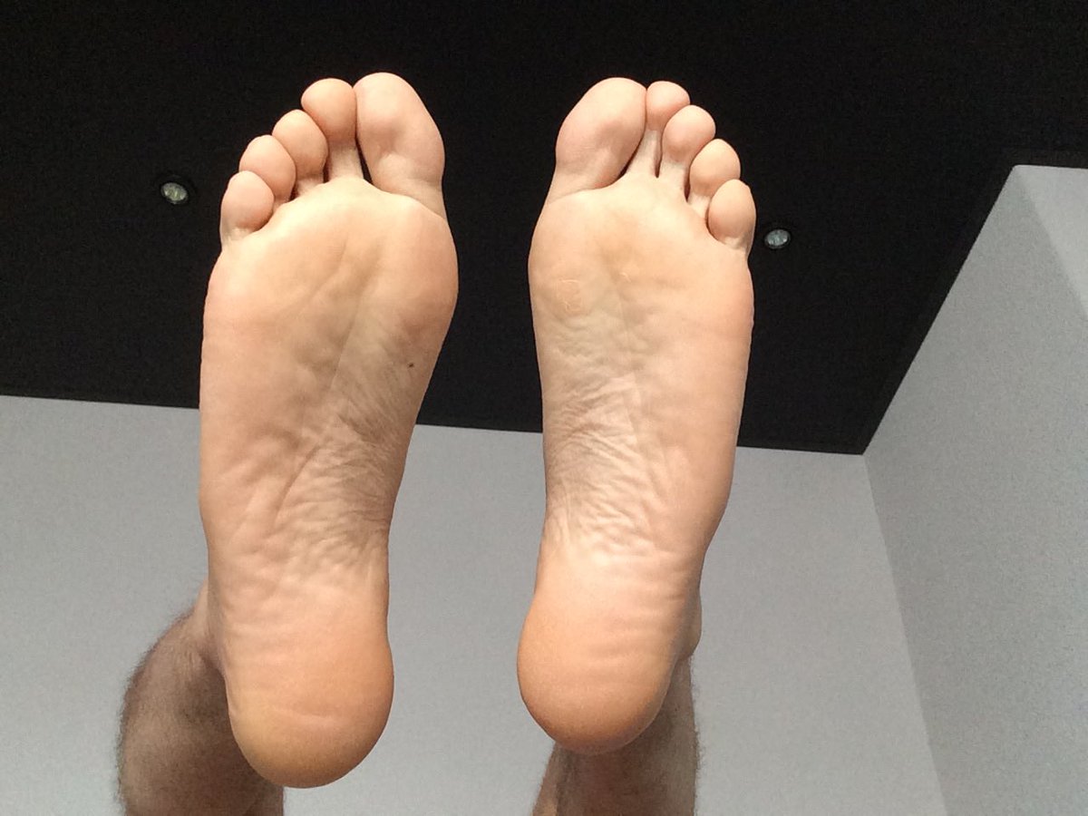 J-J 👀4🍑🍆🦶🏻🧦😈 tweet media