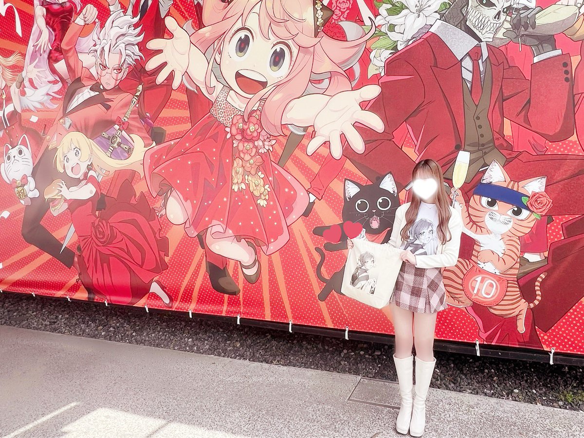 uvcut__25's tweet photo. ジャンププラス展2日間行ってきました~~🎀💘
梶本先生の寄せ書きとサイン見れてとっても幸せでした＞ ̫＜ ♡
念願のTシャツとトートバッグもってお出かけできて楽しかったっ ̫ -˘

@kajimotoakari ♡
 #ジャンププラス展 https://t.co/ugm9NlVWrX