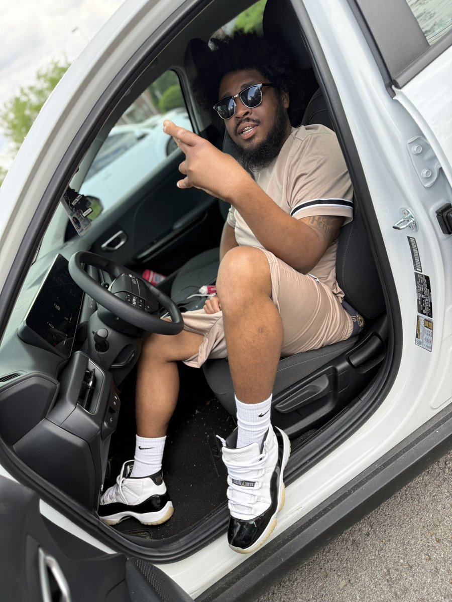 Juanski_2ls's tweet image. 💙Love🤞🏾Loyalty🖤 #2ls