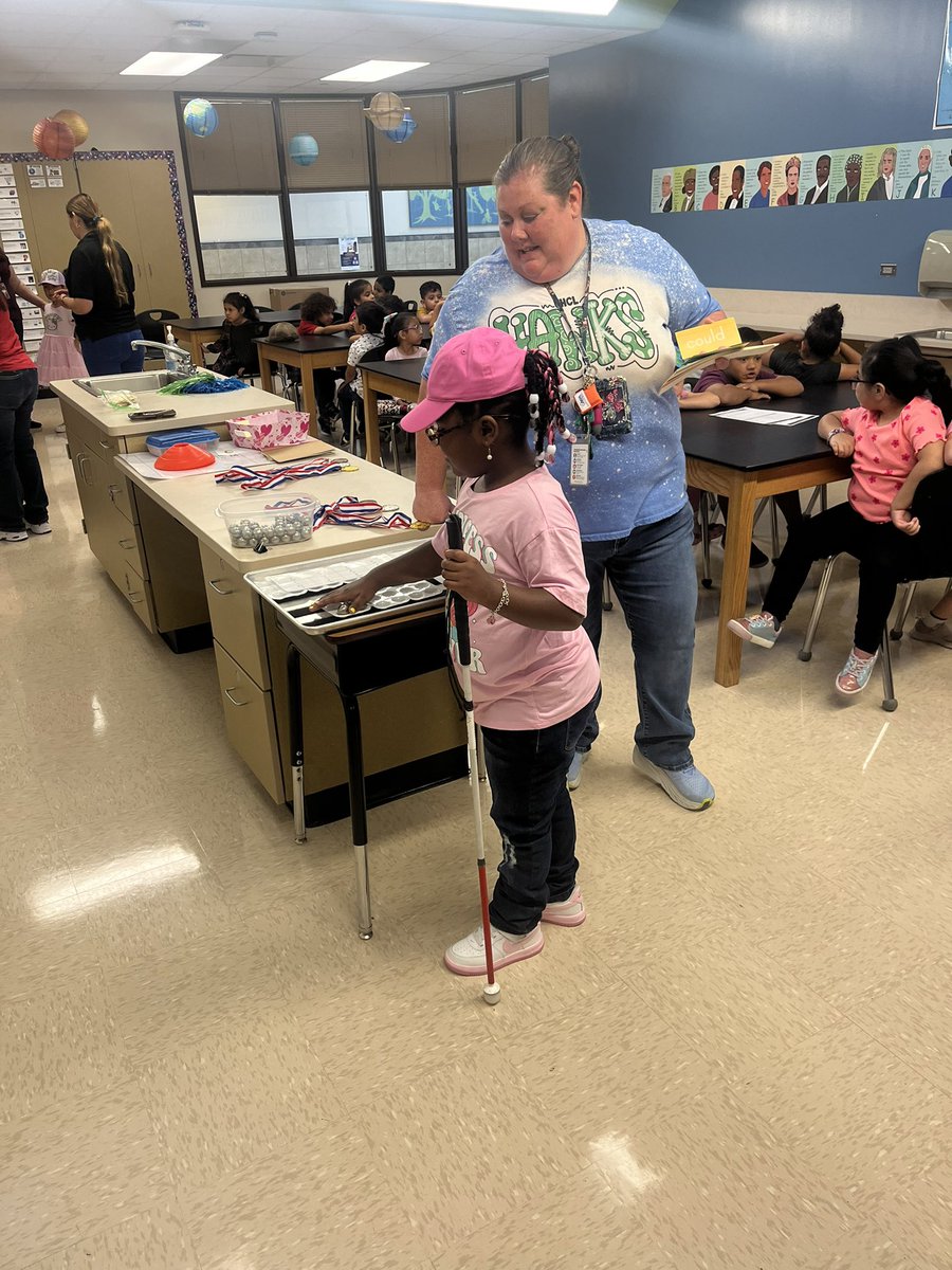 We are so proud of our High Frequency Word Champions! These Kinder Gators have been practicing all year to build their sight word bank. Way to go kiddos and way to go Kinder teachers for creating a space where kids build automaticity and have fun doing it! #GroovyGators