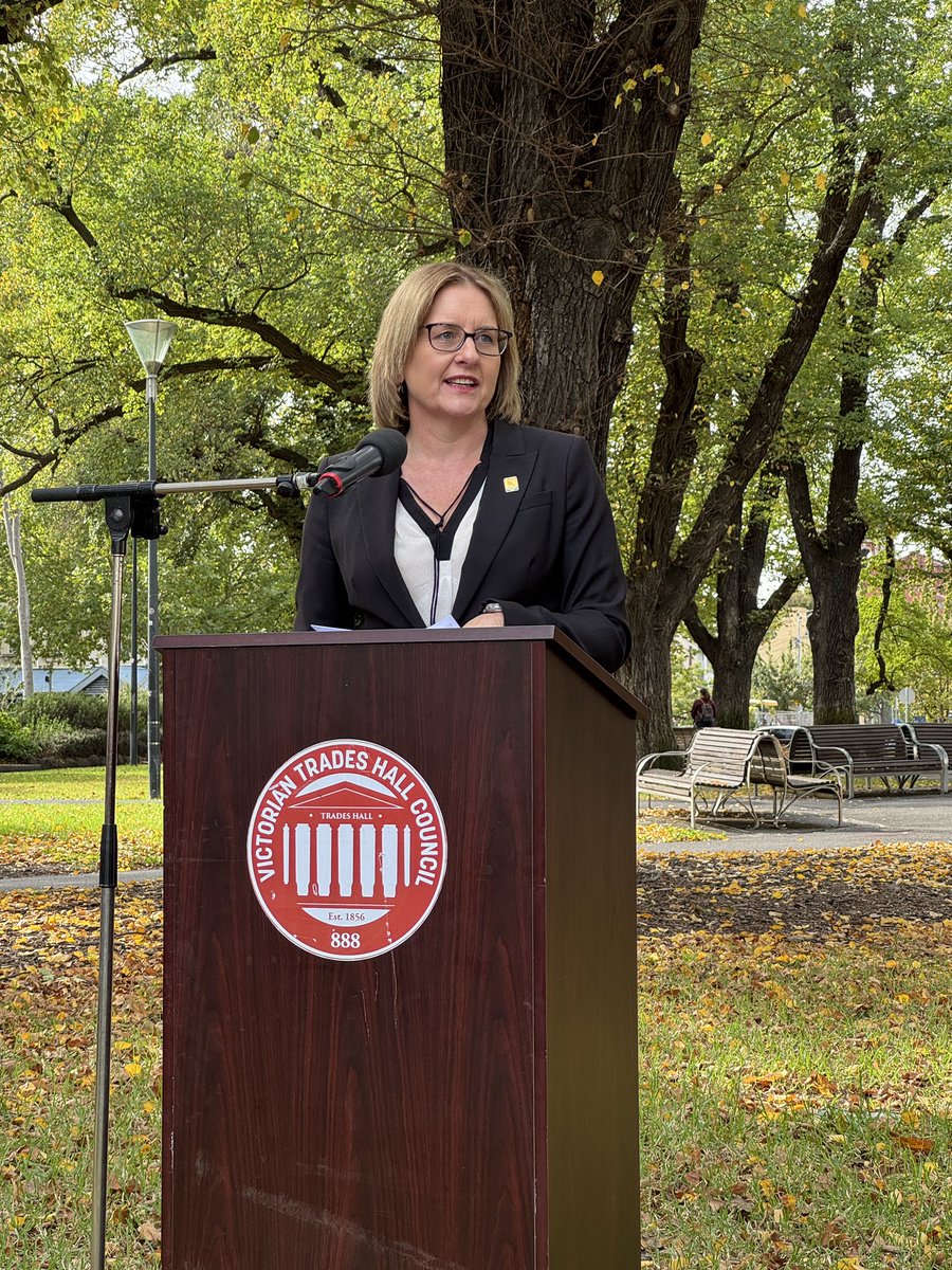 Victorian Trades Hall Council (@vicunions) on Twitter photo <a href="/JacintaAllanMP/">Jacinta Allan</a> also remembers "workers whose lives are made harder, lesser, shorter" over time by unsafe work. #springst #iwmd25 <a href="/JacintaAllanMP/">Jacinta Allan</a> also remembers "workers whose lives are made harder, lesser, shorter" over time by unsafe work. #springst #iwmd25