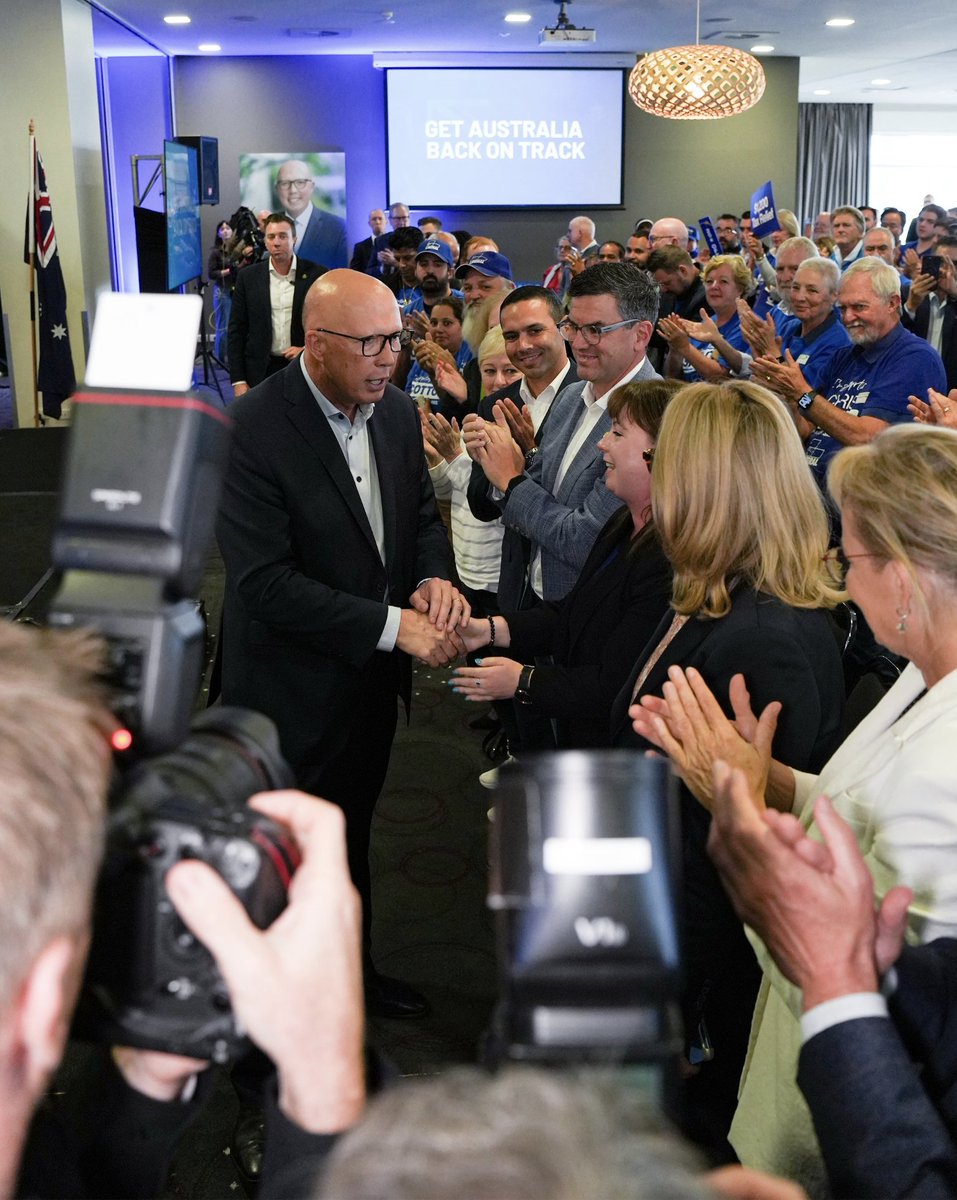 TheAusToday's tweet image. Peter Dutton urges supporters to ignore ‘hate media’ as election campaign enters final stretch
Read Here: theaustraliatoday.com.au/peter-dutton-u…

@DrAmitSarwal @ShailendraBSing @Pallavi_Aus @AlexHawkeMP #Dutton #Coalition #LiberalParty #IndianDiaspora #australiavotes #Liberals @PeterDutton_MP