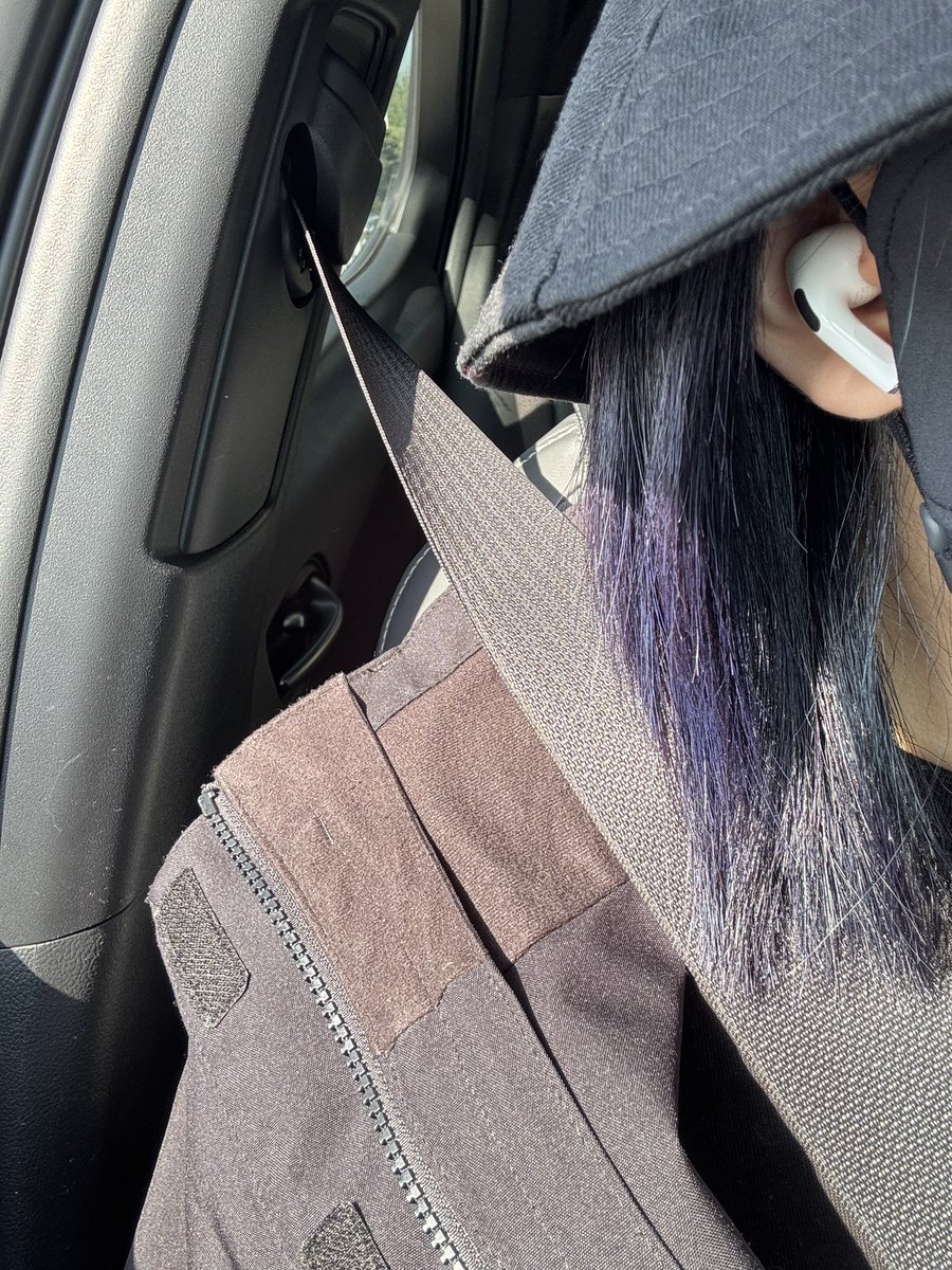 我是蓝黑色的忠诚信徒🤲🏻
#les #wlw