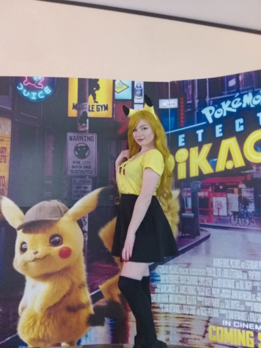 AngelinaSpaska's tweet photo. #pokemon #geekgirl #pikachu https://t.co/bTUpy1bCTy