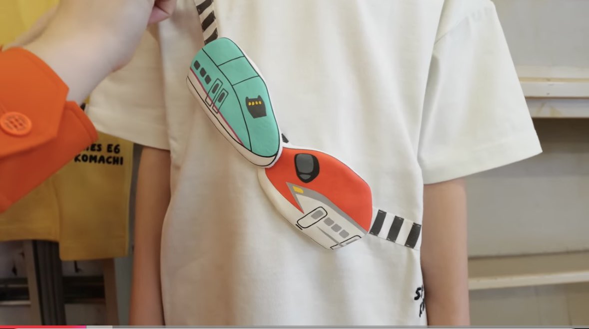 こちらの「はやぶさこまち連結Tシャツ」、なんとはやぶさとこまちを