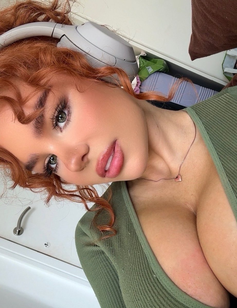 ashley reene tweet media