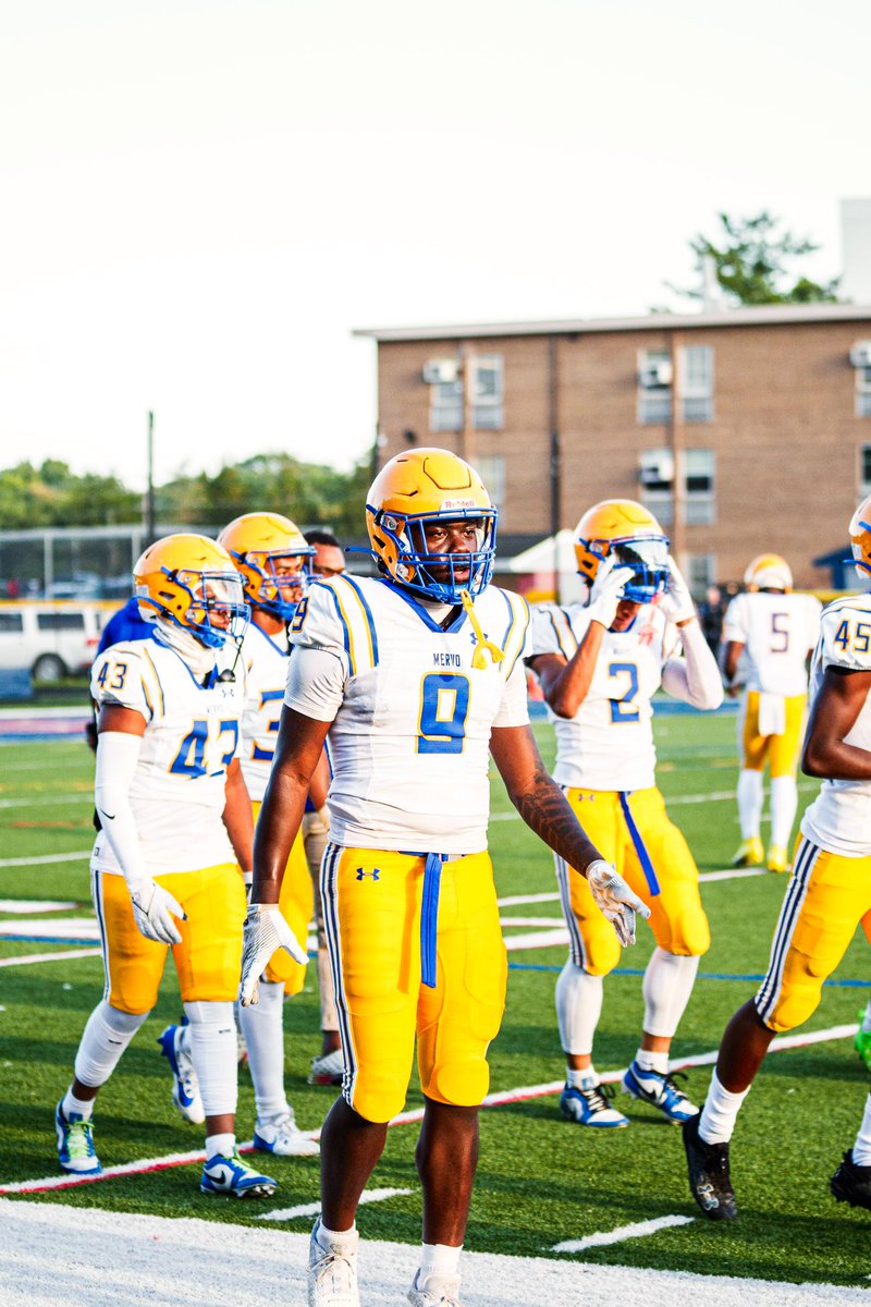 👤: Kaden Foster
📏: 6’0 1/2
🏋🏾‍♀️: 205
Position: RB 
🎓: C/o 2026
📌: Mergenthaler VT highschool 
📍Baltimore, MD

hudl.com/v/2QU30S

<a href="/MustangGang410/">Mervo H.S. Football</a> <a href="/RivalsFriedman/">Adam Friedman</a> <a href="/PrepRedzoneMD/">Prep Redzone Maryland</a> <a href="/CSAPrepStar/">PREPSTAR</a> <a href="/tdhald/">Todd Haldis</a> <a href="/adamgorney/">Adam Gorney</a> <a href="/BrianDohn247/">BrianDohn247</a> <a href="/EdOBrienCFB/">EdOBrienCFB</a>