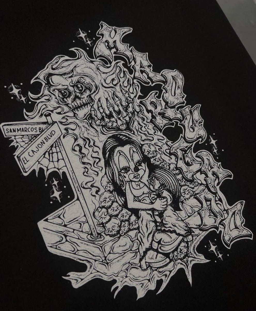 crossedoutt's tweet photo. New Madrugado merch up now💯

https://t.co/9Vj65f1Fnu https://t.co/WWBQunGP7l