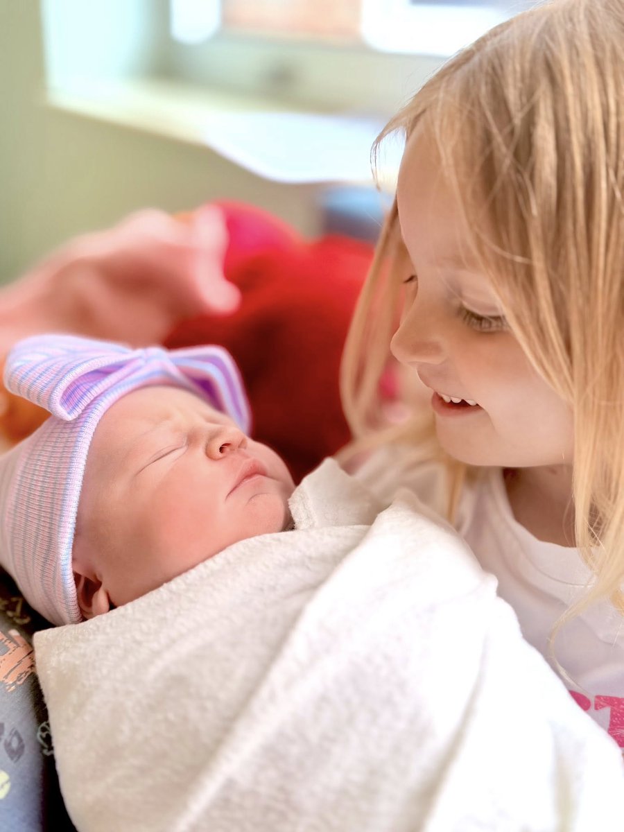 Welcome to the world Lainey Brooks White!  Oaklee will be such a great bib sister and I am here to spoil grand kid #3!!  #TealNation gained an addition on Friday.