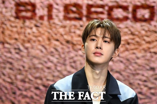 tang__kira's tweet photo. Label 131 mengumumkan bahwa B.I akan aktif sebagai producer di label tersebut, tidak hanya sebagai artis.

B.I akan bertanggung jawab dalam perencanaan para artis dan menentukan arah 131 Label sebagai brand.

https://t.co/IfDTfo7bBE https://t.co/EG6JPgXd8Q