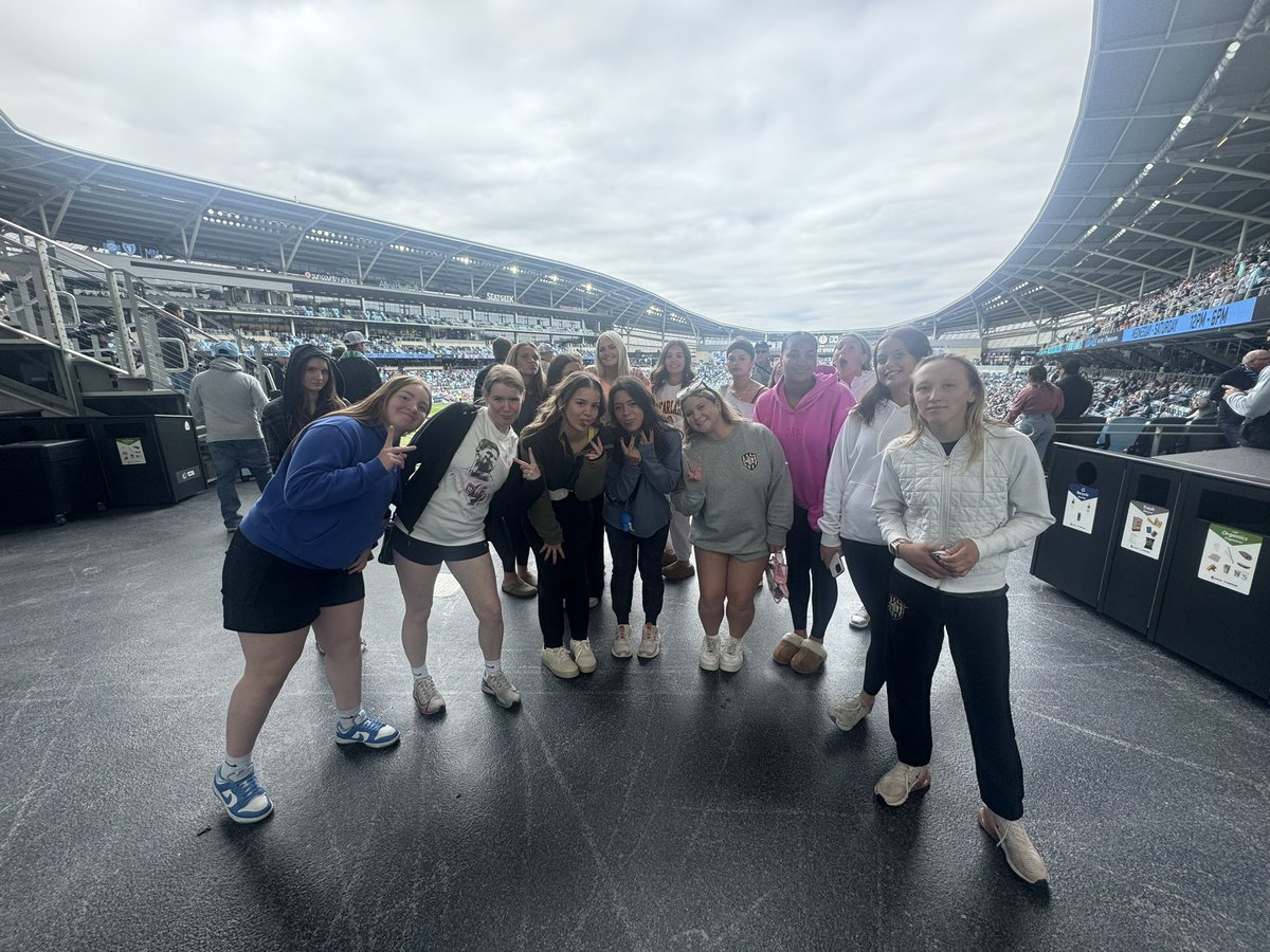 CLGirlsSoccer's tweet image. Minnesota United Game 🩵⚽️ #GoLoons #MNUFC