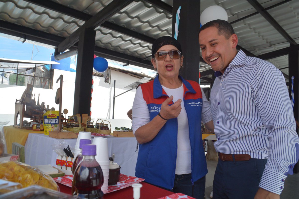 zona_loschillos's tweet photo. 🖼️ #DesarrolloLosChillos | Inauguramos la Galería Cultural El Tingo junto a  emprendedores y comunidad.

Parte de las iniciativas y prioridades del Alcalde @pabelml es la recuperación de espacios públicos que impulsan la economía y la cultura de Los Chillos.

#QuitoRenace https://t.co/uJWjCB5AL3