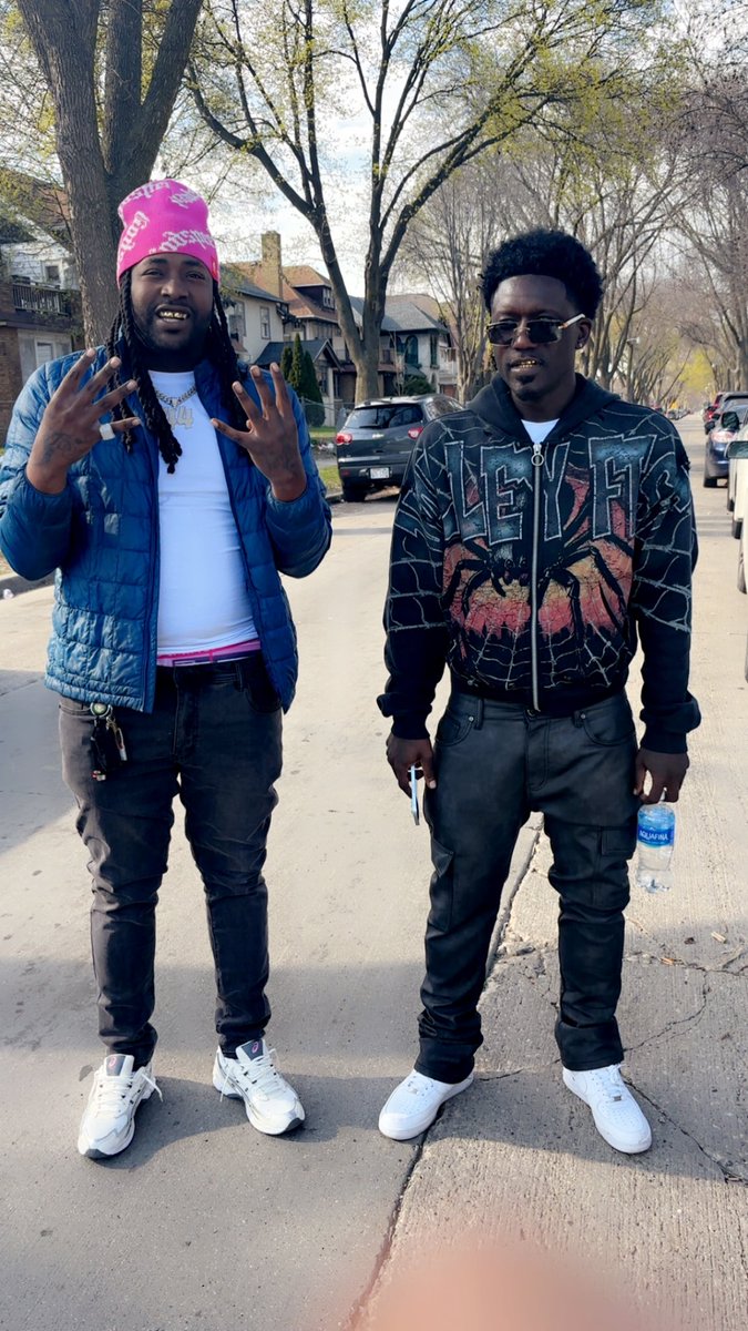 Therealdendoe's tweet photo. #414milwaukee #fypシ #dendoe #414 #sundayvibes https://t.co/S1OafGinNl
