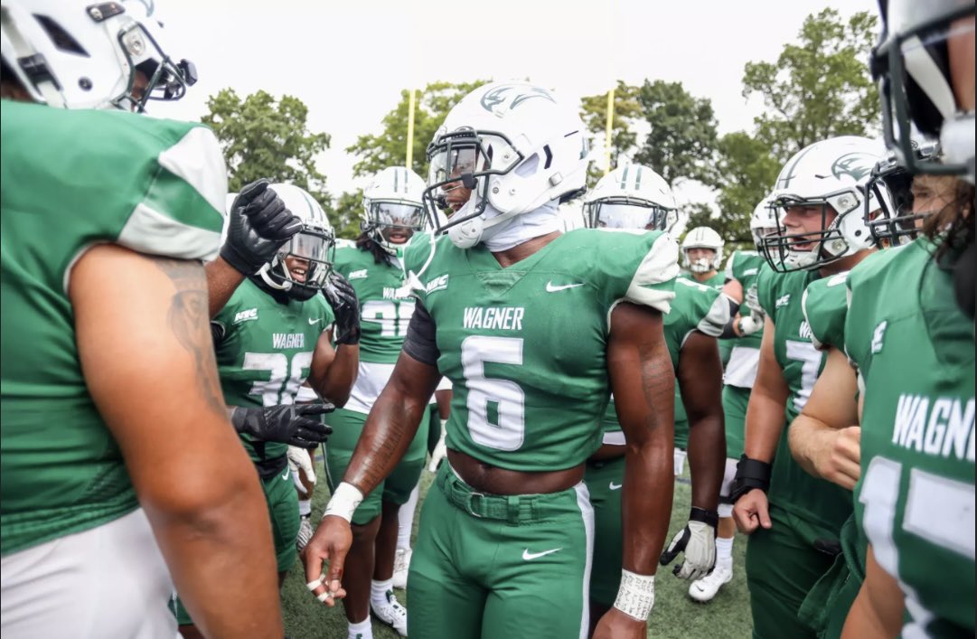 Sunday night blessing! Wagner College offered ! <a href="/QBoogieSports/">Quincy Barnes</a> 
AGTG