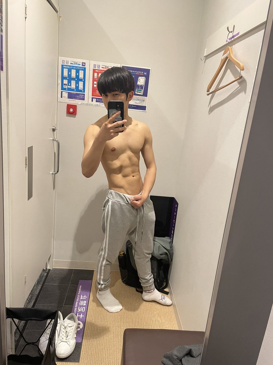 朝トレ、終了！

今日は眠い…銀行に寄って
帰って仮眠します！🥱🥱