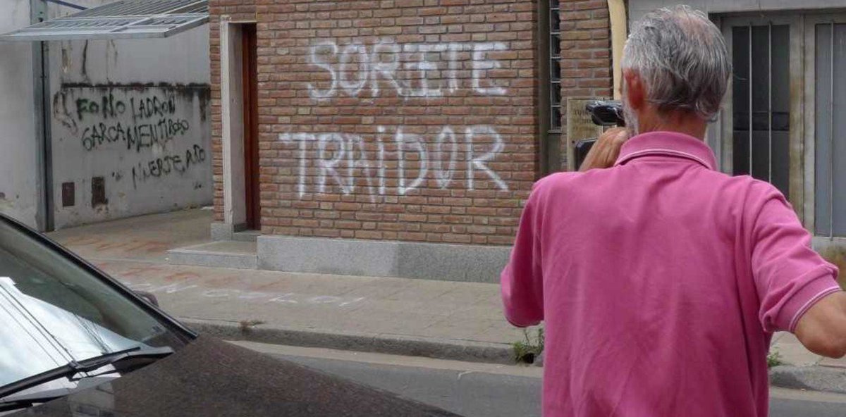 ColonDeColon's tweet photo. LA CONCHA DE TU MADRE FABIANESI, LAS CALLES NO OLVIDAN https://t.co/beMPUVQ6De