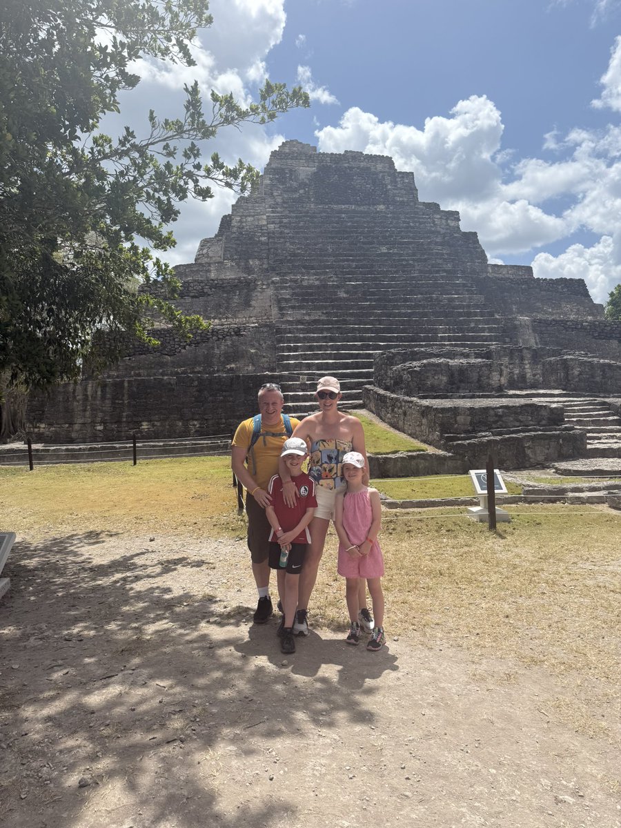 Final night of our American / Mexico adventure. #Orlando (obligatory theme parks), cruise with #RoyalCaribbean on Enchantment Of The Seas to Mexico, and the last few days in #Clearwater it’s all been amazing.
As sunsets go, this one was pretty epic.
#LoveUSA #USA