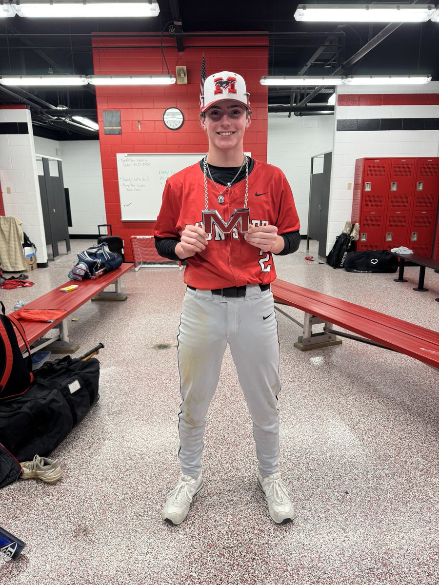 Danny Schassburger is your Mustang Varsity Player of the game. He went 2/4 at the plate w/a triple, single, 1 RBI, and 1 run scored. He was outstanding in the field with a diving stab at 3B to rib a Chesterton hitter of a base hit. Way to go Danny! ⚾️