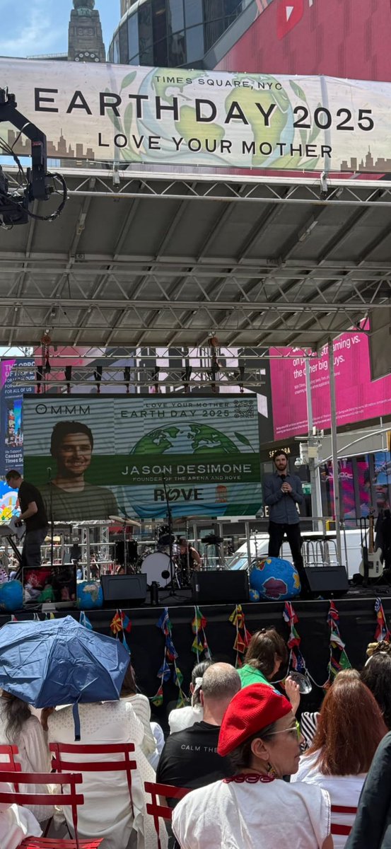 Last week I was invited to give a talk at United Nation’s Earth Day in Times Square. 

The theme was how we can empower individuals around the world to express ideas, support causes, and earn for their actions. 

We are doing this now with millions paid out to content creators