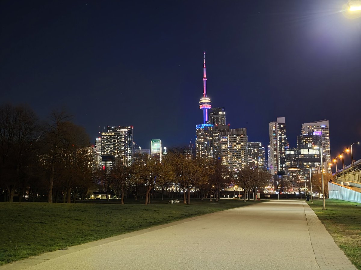jared531's tweet photo. Helllooooooo Toronto!
In town for the Global Business Travelers Conference and to spread the @NapprApp cheer. ๐
#toronto #GBTA #Nappr https://t.co/6IHtxC89Aj