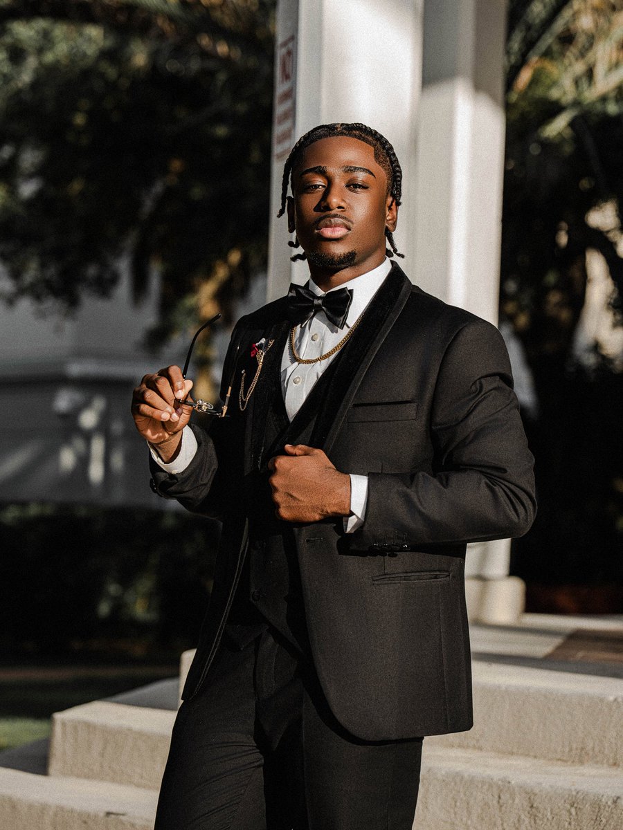 isTHATmars's tweet photo. D’Andre, Prom 2025. https://t.co/8ODipqA4FS