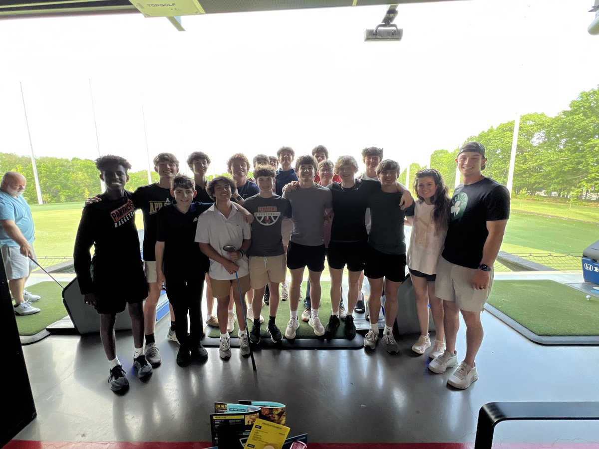 LenoirCityHoops's tweet photo. Ended the 24-25 season today with a banquet celebrating our guys and families and then had some fun at @Topgolf. These are awesome young men. Excited to see our seniors make a difference in their next chapter and looking forward to next season with everyone else. Go Panthers! https://t.co/IsNt6vzhQ1