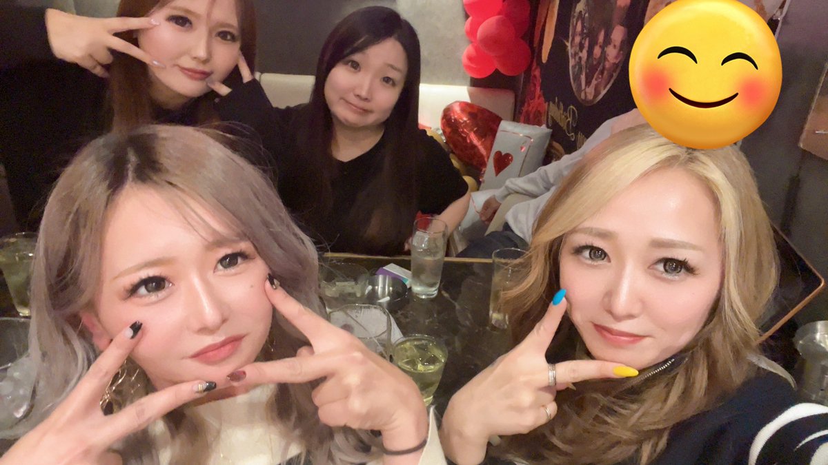 n_elfi_r's tweet image. なーたん誕生日だった🫰🎉
飾りかわいくできた🥺🫶🏻️