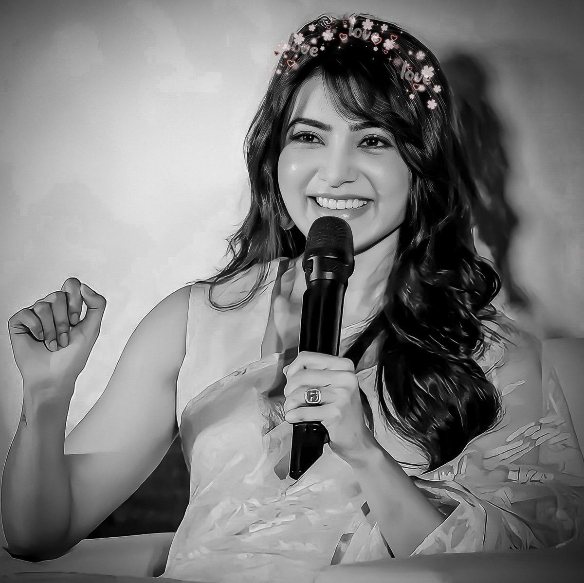 Deep_Samantha tweet media