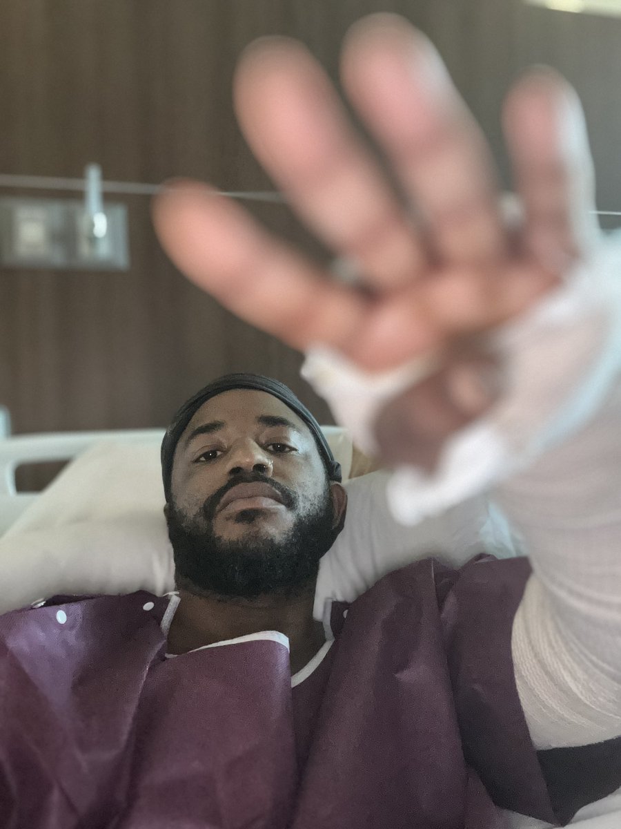 PRINCEYODAYASQ's tweet photo. 3 Hospitals, Tons of blood lost, 1 Life Light, &amp; 1 Emergency operation later…Thanking God for my life. In a moment like this, all I can do is really thank God. Thank you to my family &amp; my brothers for checking on me. Just know, I ain’t going nowhere, #MentalHealthMatters https://t.co/bO6dNax96B