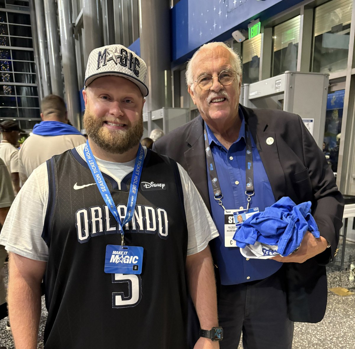 tampabay083's tweet image. Thankful to have run into the GOAT PA, Paul Porter after the game tonight. 
#EverybodyIn