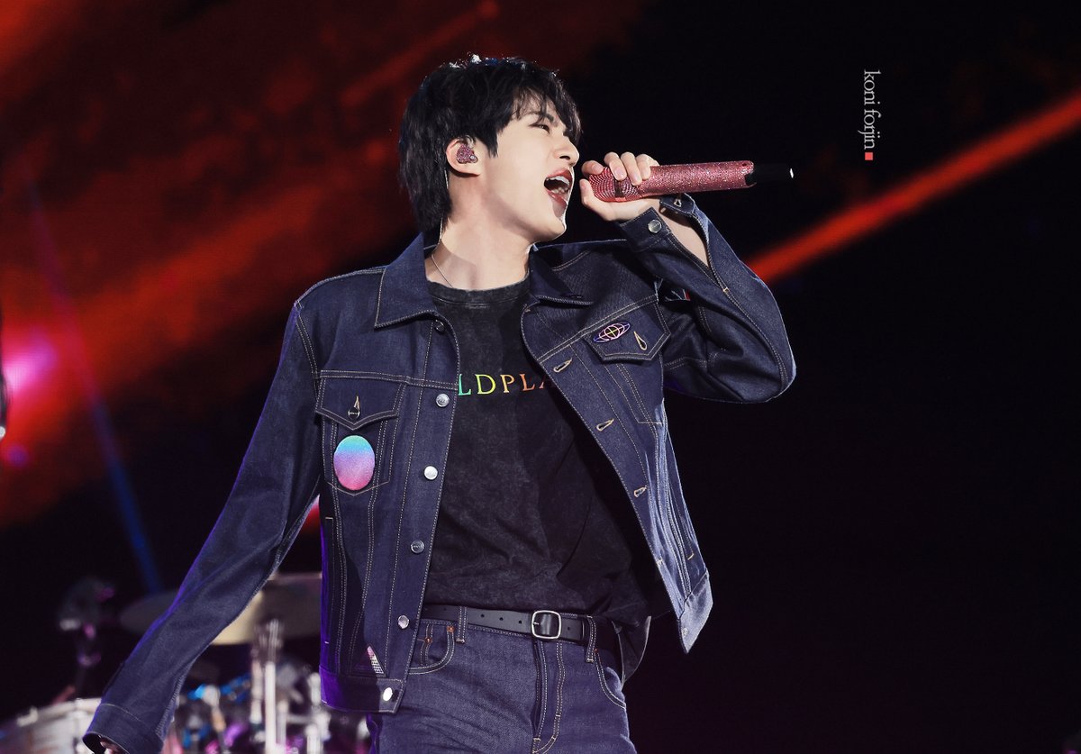 btsforever1207's tweet photo. 250425 ColdplaySeoul  HD      

JIN IS COMING    
ECHO IS COMING✨✨✨ 

#Jin_Echo #방탄소년단진 #JIN #진 #ColdplayxJin
@BTS_twt https://t.co/ORu2KT8hAp