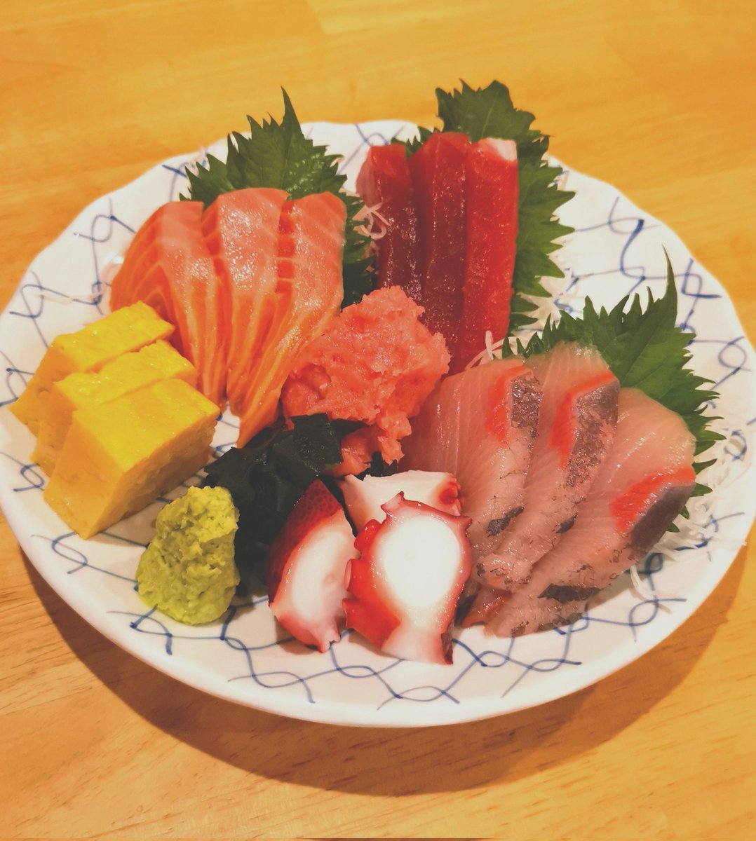 _7788788's tweet image. しばらくぶりの飲み会😋
#だもんで #ITA酒場
だもんでのお通しは刺盛り😋 塩キャベツ、串焼き、餃子、全部美味しく酒が進み、写真も撮れず😂 一口食べたチャーハンが激旨だったのでリピ決定!!🤤 ITA酒場はインバウンドとテキーラ乾杯x3🤣