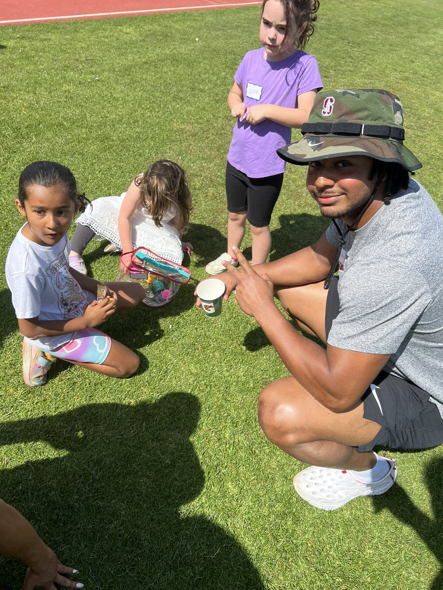 JG (@jahsiahgalvan) on Twitter photo Had a great time last week helping CardinalBLCK at their annual kids easter egg hunt! <a href="/Lifetime_Card/">Lifetime Cardinal</a> Had a great time last week helping CardinalBLCK at their annual kids easter egg hunt! <a href="/Lifetime_Card/">Lifetime Cardinal</a>