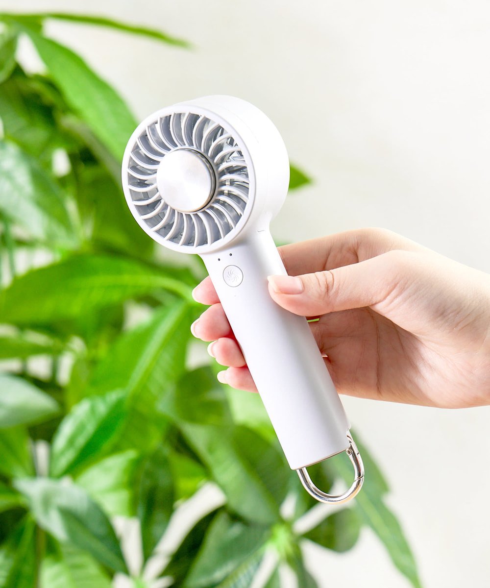 暑さ対策アイテム🌻 ペルチェ付き2重構造ハンディファン 1,800円（税込
