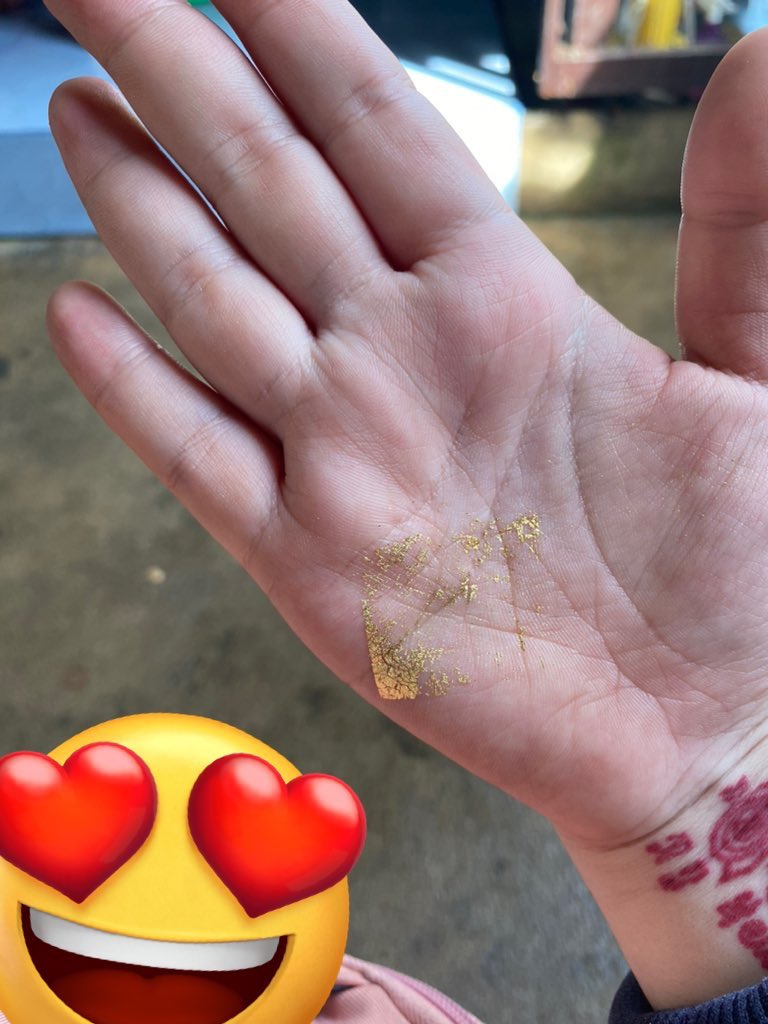 N1732794769518's tweet image. #ซวยคักปีนี้มีแต่อะไรก้อไม่รุ้
ก้อเลยมาหาอาจารย์ซะเลย
#อ.ชวนสาย4🙏🏻🙏🏻🙏🏻