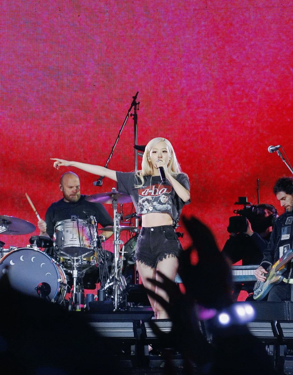 jeffyindy's tweet image. 😊 
#ROSÉ #ROSÉxCOLDPLAY